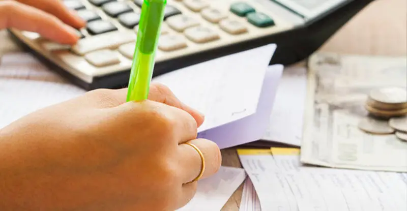 What is important in a financial controller position? - Artsyl