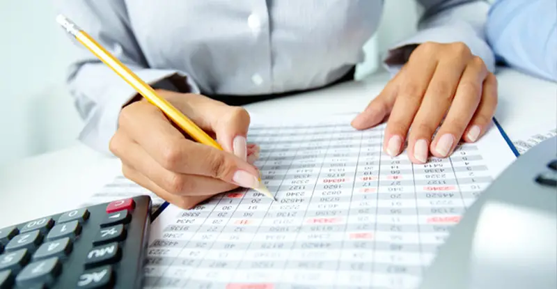 Examples Illustrating the Consequences of Errors in AP Data - Artsyl