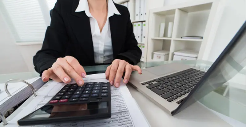 Comparison of Invoice with Purchase Orders and Contracts - Artsyl