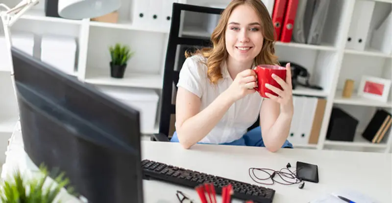 Accounting professional explores the benefits of reporting and analytics in invoice processing - Artsyl