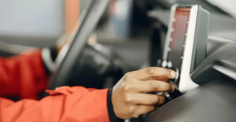 AI Innovations Transforming Transportation and Logistics - Artsyl