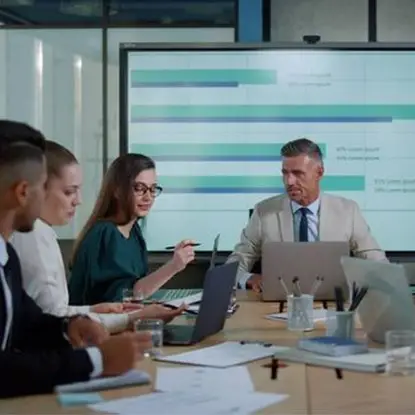 Who Is a Controller in Financial Management - Artsyl