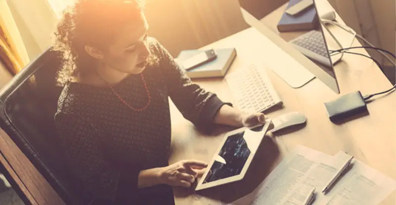 How is Machine Learning Used in Business? - Artsyl